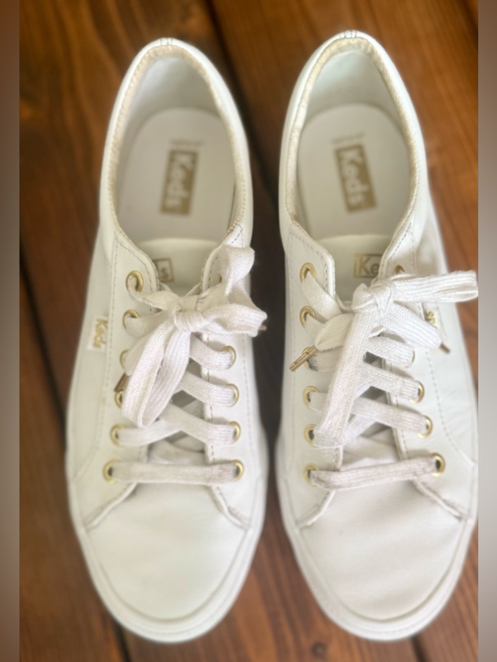 Keds White Leather Sneakers Gold Eyelets Lace Up Casual Shoes Size 8.5 - Picture 4 of 6